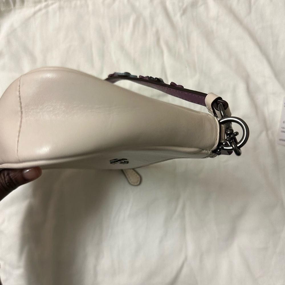 Authentic Coach Nolita 19 in chalk smooth leather! - Picture 8 of 14